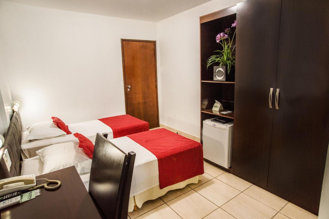 Podium Apart Hotel Varginha  Kültér fotó