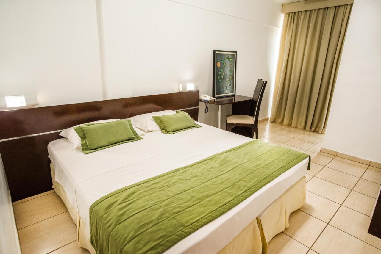 Podium Apart Hotel Varginha  Kültér fotó