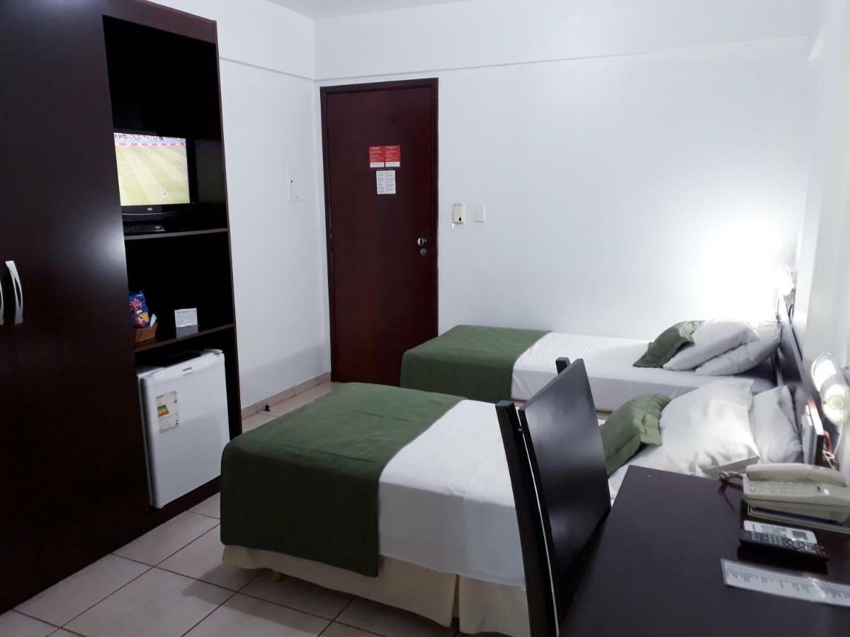 Podium Apart Hotel Varginha  Kültér fotó